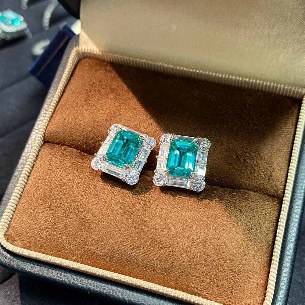 Labor Zuchtdiamant Paraiba Ohrringe 925er Reinsilber Ohrringe quadratisch Tasche Einfach Vier-Krappen Klassische Ohrringe Schmuck