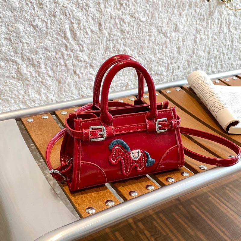 Top Brand Shoulder Bag For Women Classic Handbag Cute Cartoon Ladies Versatile Mini Crossbody Phone Bag Zipper Purse Red Bolsas