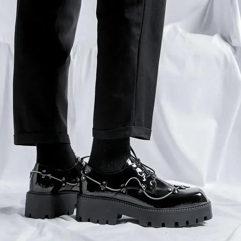 Fashion 2024 Black Shoes Men Classic Platform Oxford Dress Shoes Men Retro Patent Leather Footwear Low-Ankle Party Shoes Mocassin Homme