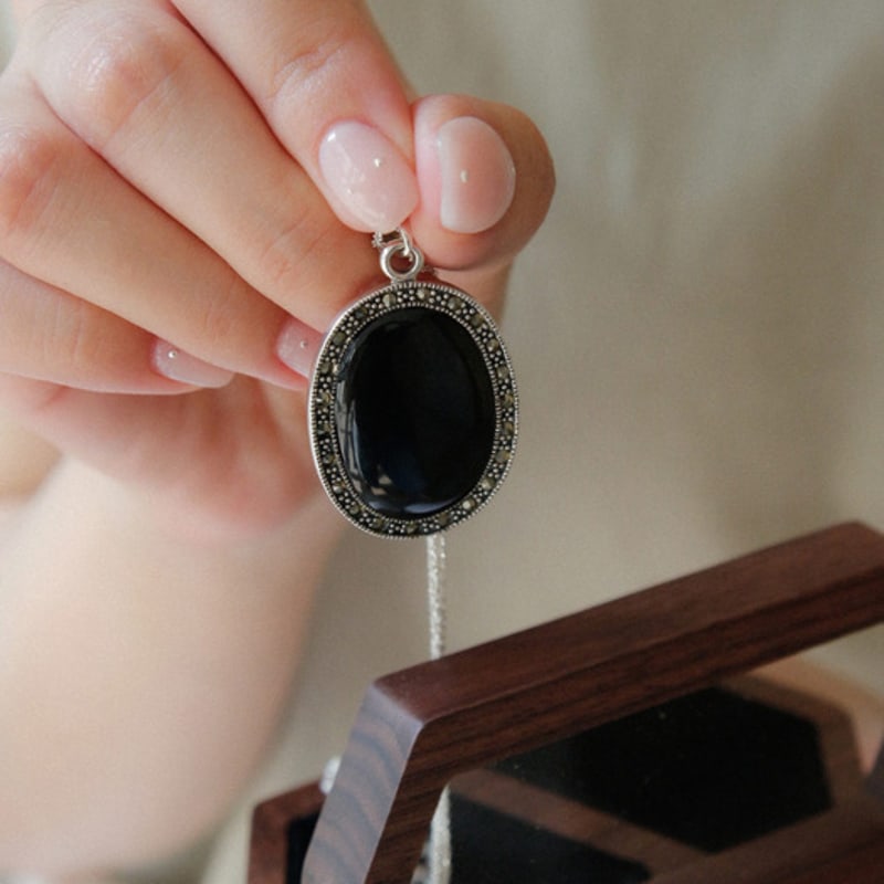 

J.Lauren Onyx Marcasite Silver Necklace Bn0539 single type