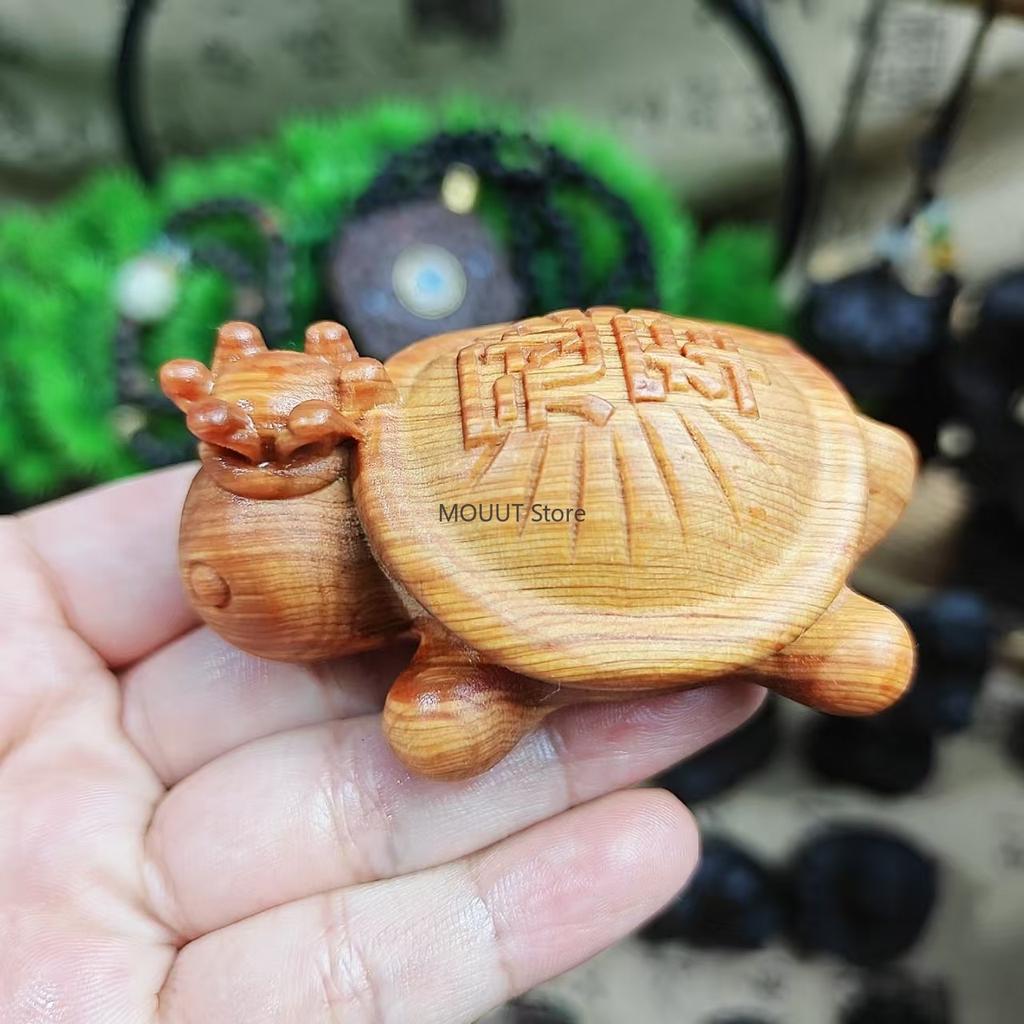 Wooden Carved Champion Cute Turtle Handheld Piece-Solid Wood Carved Pet Cartoon Ornament Car Hanging Decoration
