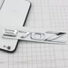 350Z Metallkarosserie 370Z Heckkiste mit Z Heckkisten-Logo gekennzeichnet, und Z 350Z Modifikation an der Seitentür angebracht