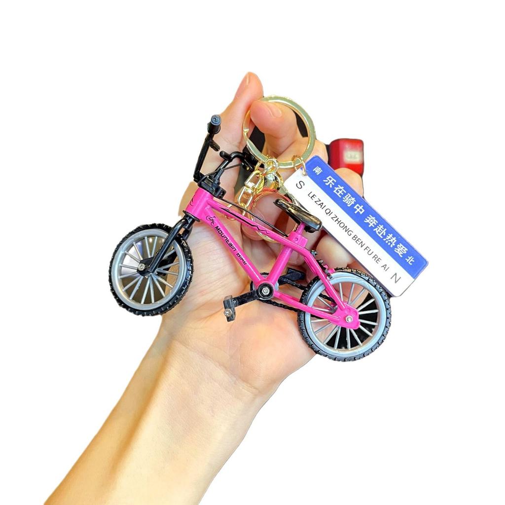 Creative Mini Bike Keychain Exquisite Mountain Bike Key Chain Couple Bag Pendant Gift