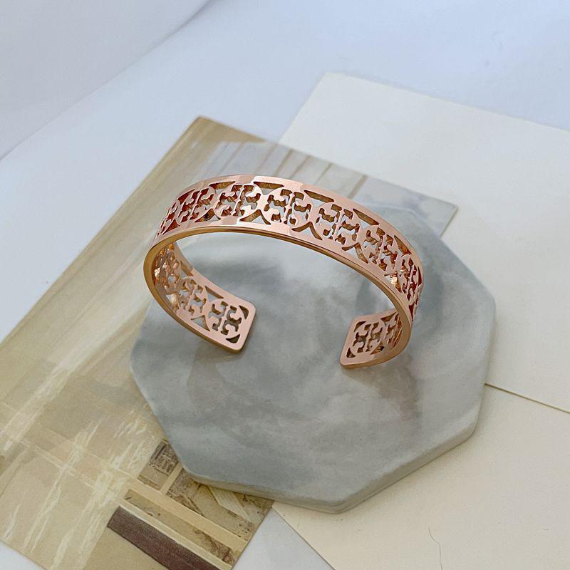 

Трендовый европейско-американский минималистичный металлический браслет с дизайном в виде английских букв розового золота