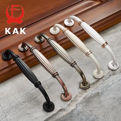 Accessori e parti di mobili – Maniglie per porte