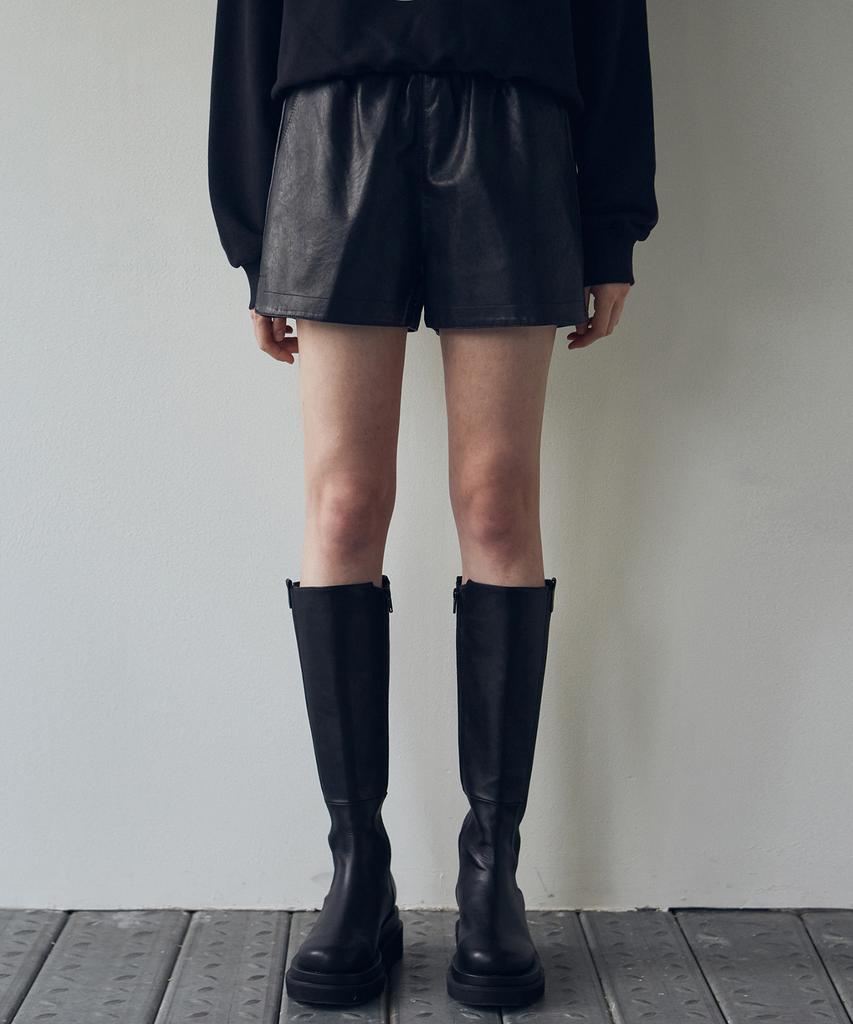 Nigaennikol Banding Leather Half Pants_Black