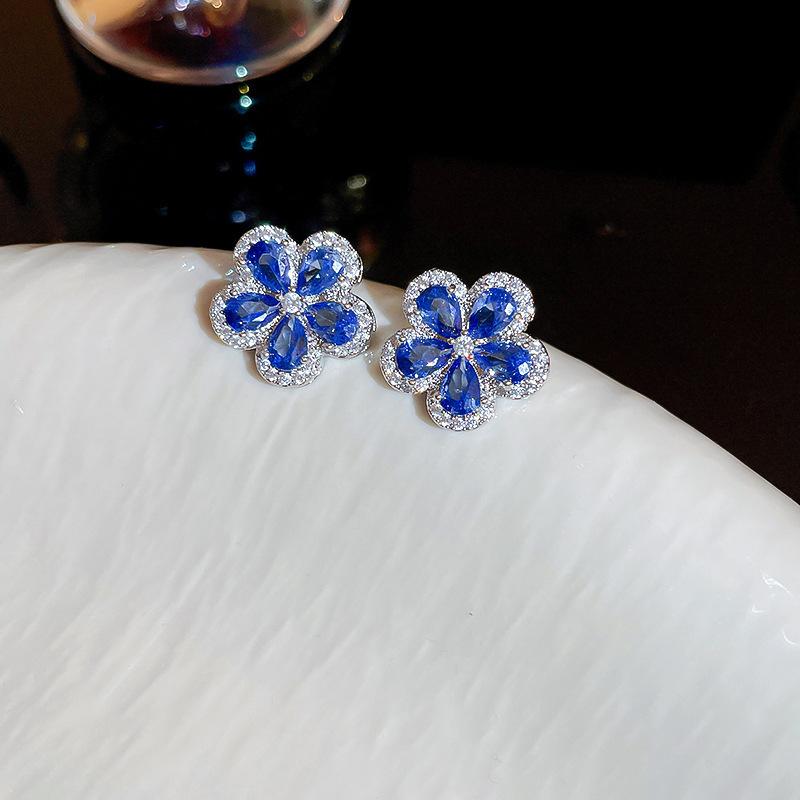 Silver Needle French Court Style Blue Flower Zircon Earrings Light Luxury High-end Stud Earrings Exquisite Niche Earrings