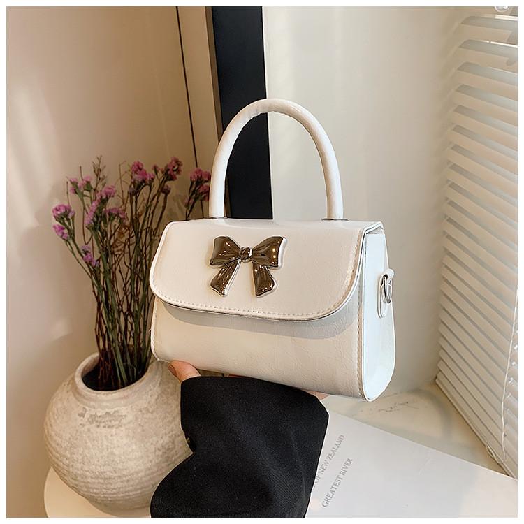 Minimalist Pu Mini Shoulder Bag With Butterfly Knot Design For Casual Daily Use