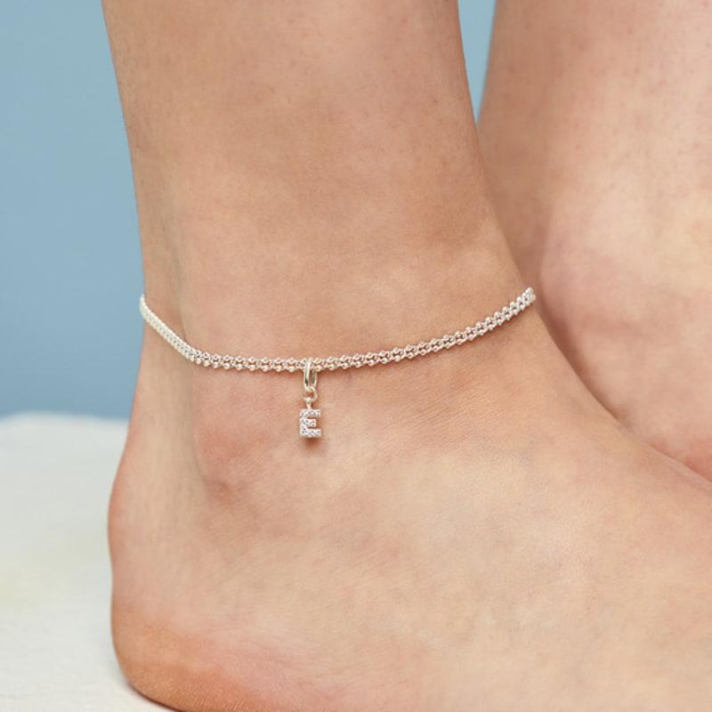 Liersi gnistrande kedja initial fotlänk