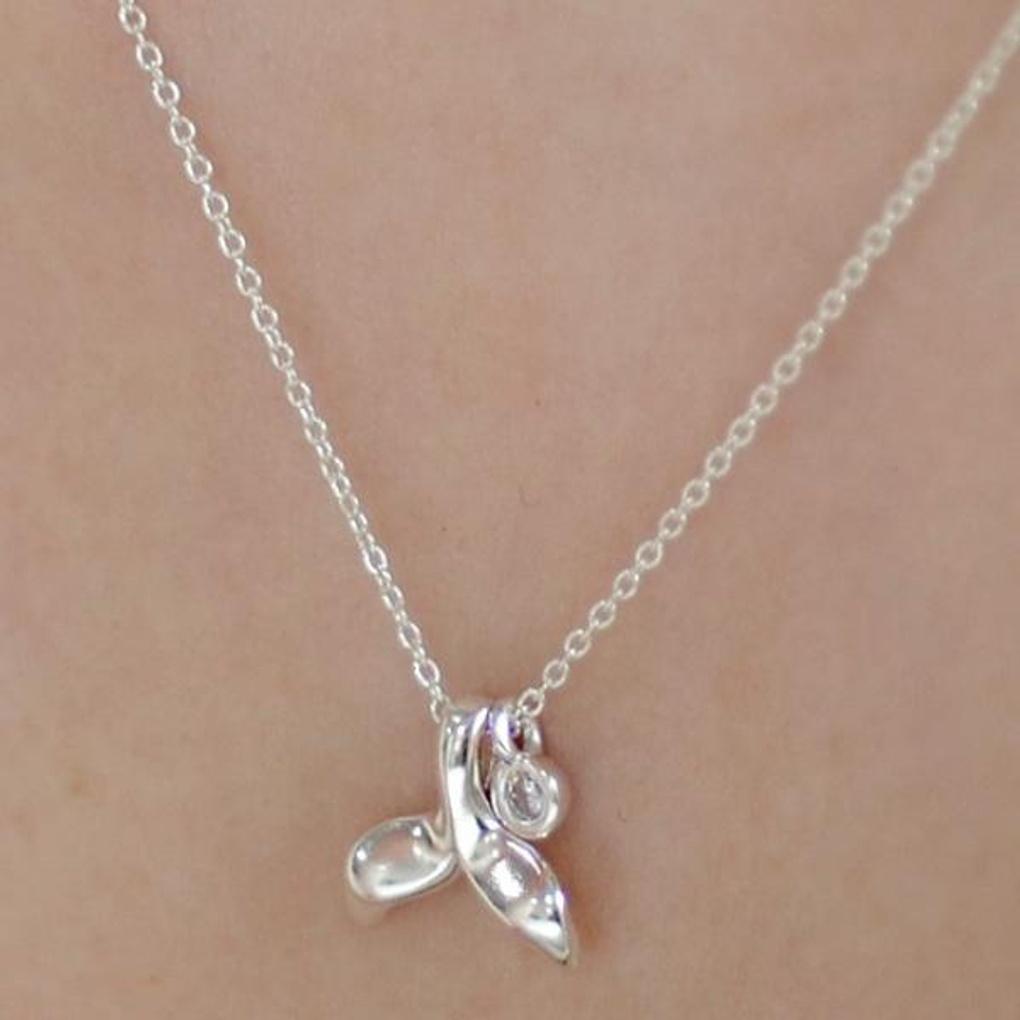 Women's Daily Accessory Dolphin Tail Cubic Necklace