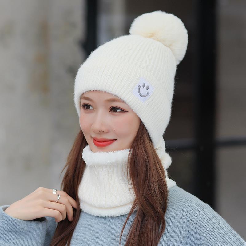 New Wool Ball Knitted Hat Women's Autumn and Winter Fashion Versatile Thickened Warm Hat Embroidered Smiling Face Wool Hat