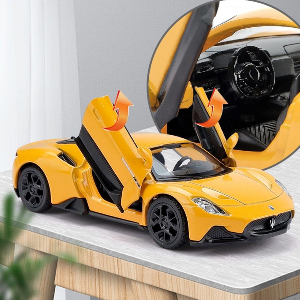 Maserati MC20 Supercar 5 Inch Metal Car Simulation Exquisite Diecast & Toy Vehicle RMZ City 1:36 Alloy Model Gifts For Children