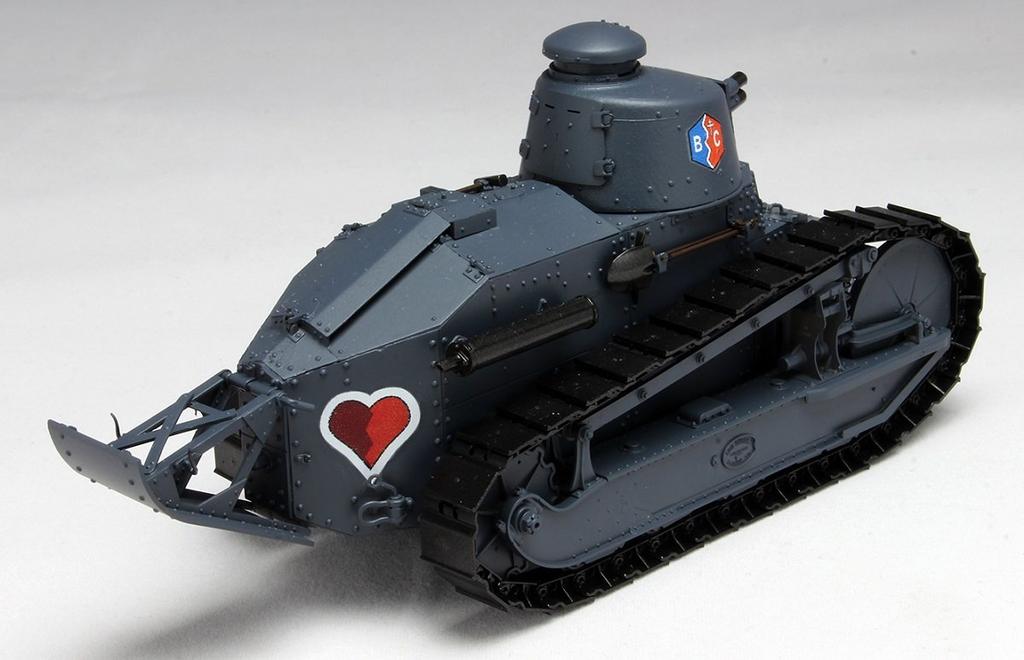 PLATZ Girls Panzer Capítulo Final Academia BC Freedom & 1/35 FT-17