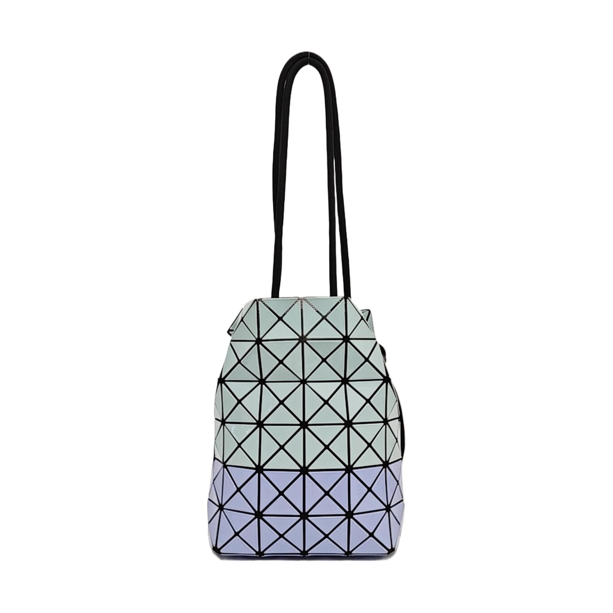 [Pre-Owned] Wrinkled Gloss Geometric Shoulder Bag - Excellent #108WV55 ONE SIZE