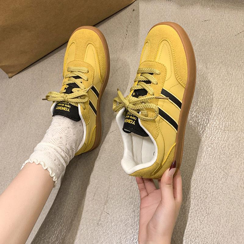 Soft-faced retro red German training shoes women's 2025 new popular inner height increase casual board shoes sports platform Forrest Gump shoes