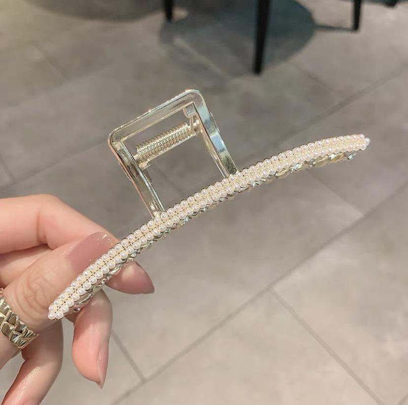 High-End Large Metal Claw Hair Clip for Women - Elegant Updo Accessory