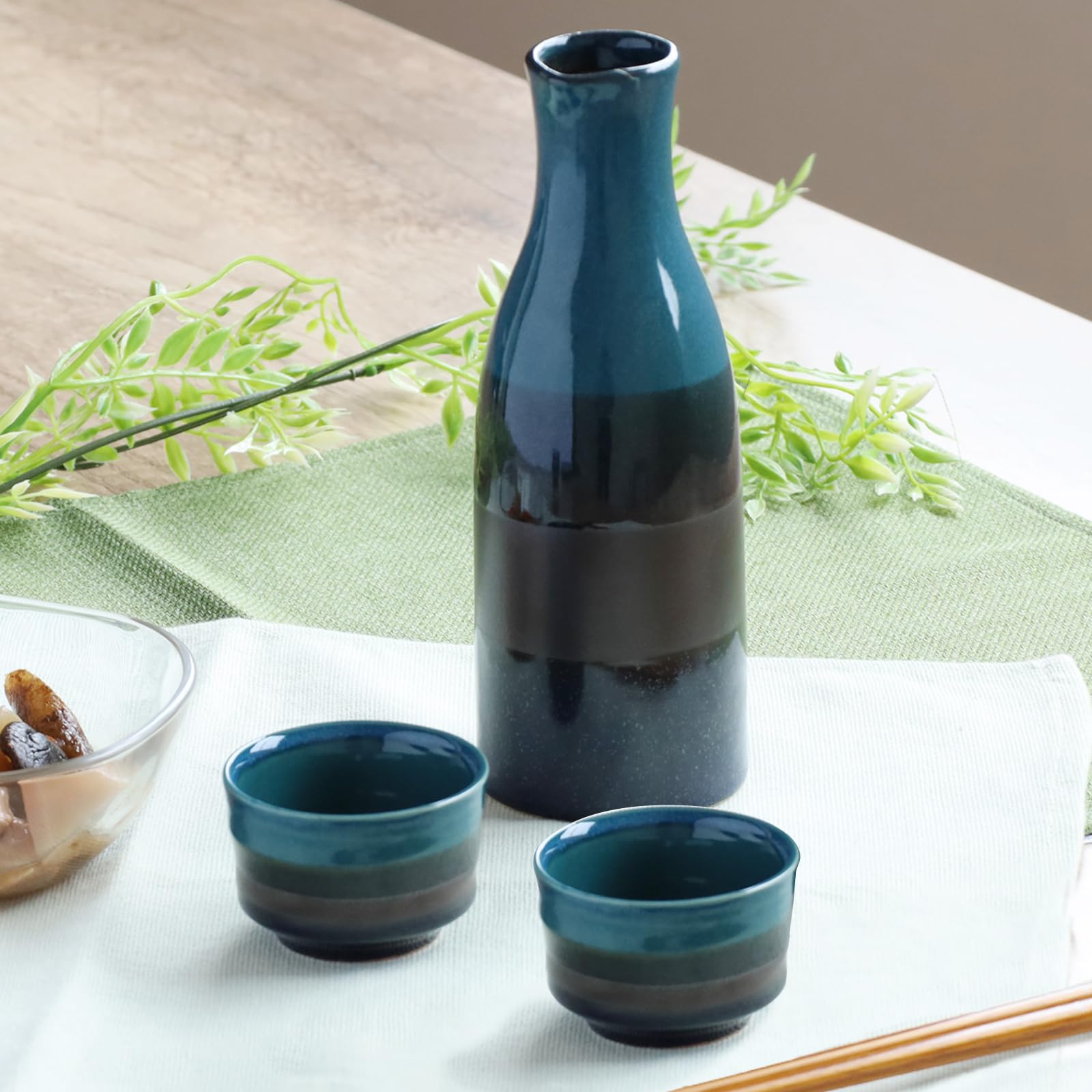 

ORANGE APRON Ceramic Sake 330ml Blue Glaze Made in Japan Perfect Katakuchi Set, Capacity, Gasane, (Mino Ware), Boxed, Gift, (Ochoko) синий