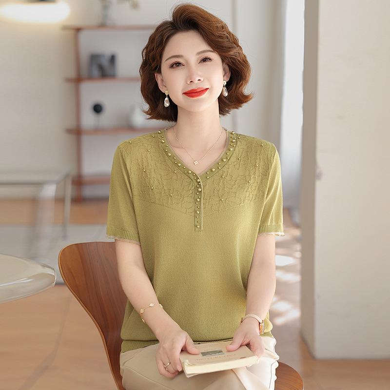 Women's Summer Ice Silk Short-Sleeve Age-Defying Top, Lightweight Knit T-Shirt for Middle-Aged and Elderly.