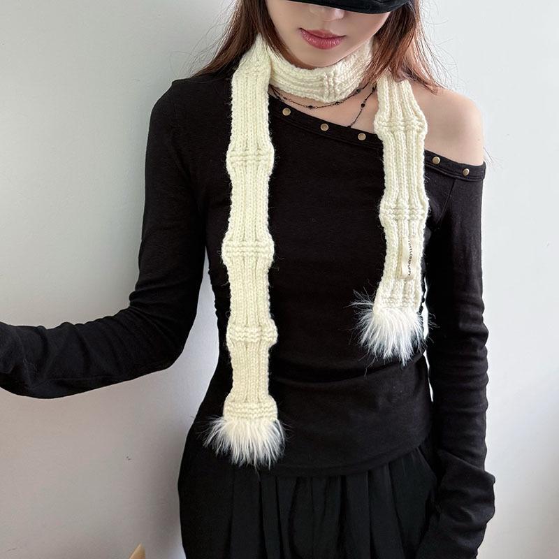 American Artistic Striped Sweet & Spicy Fashionable Women's Scarf for a Stylish Autumn & Winter Look