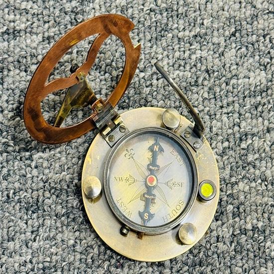 Solid Brass Antique Sundial Compass Working Item New Handmade Engraved Product Home Decor