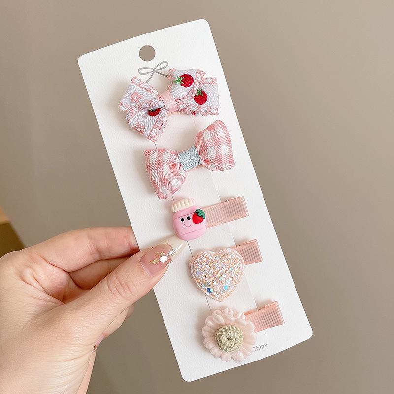 Retro Cute Baby Hair Clips – Gentle Fabric Flower Headwear for Girls