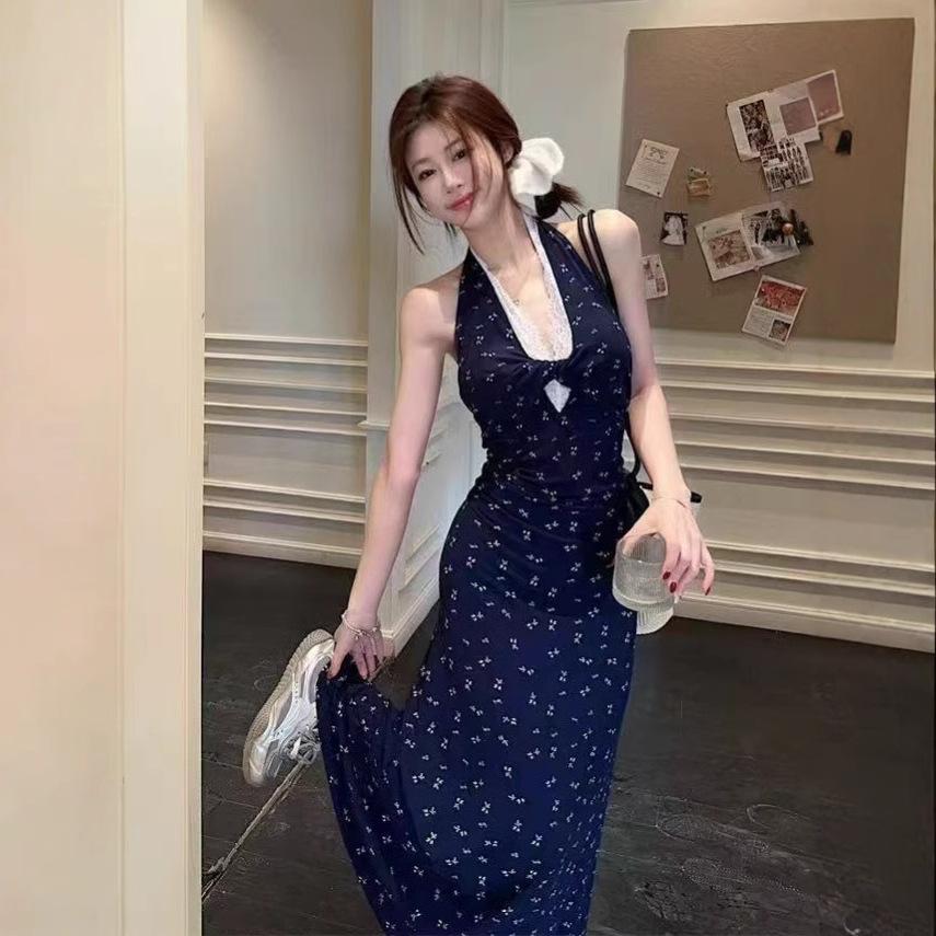 French temperament neck floral dress dress women's summer seaside beautiful lace splicing waist A-shaped dress long dress