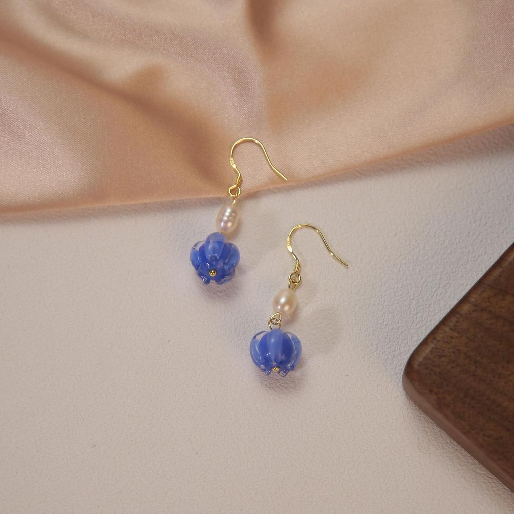 Elegant Retro Freshwater Pearl Earrings - Niche Chinese Style for Women, Perfect for Hanfu