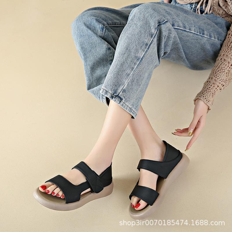 Foreign trade Velcro Roman beach sandals female 2024 new Internet celebrity fairy wind pregnant woman round head flat bottom cool slippers