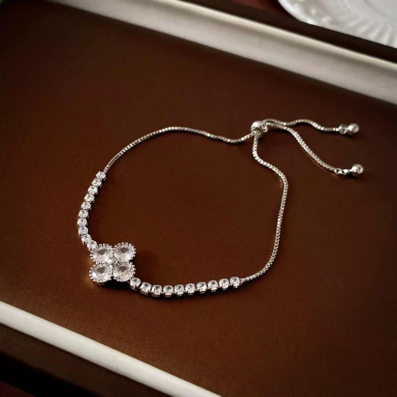 

ZAKOL 2 шт. Блестящий браслет с цирконом в виде четырехлистного цветка, регулируемый браслет-цепочка со звеньями из кубического циркония, изысканный женский цирконий для свадебной вечеринки