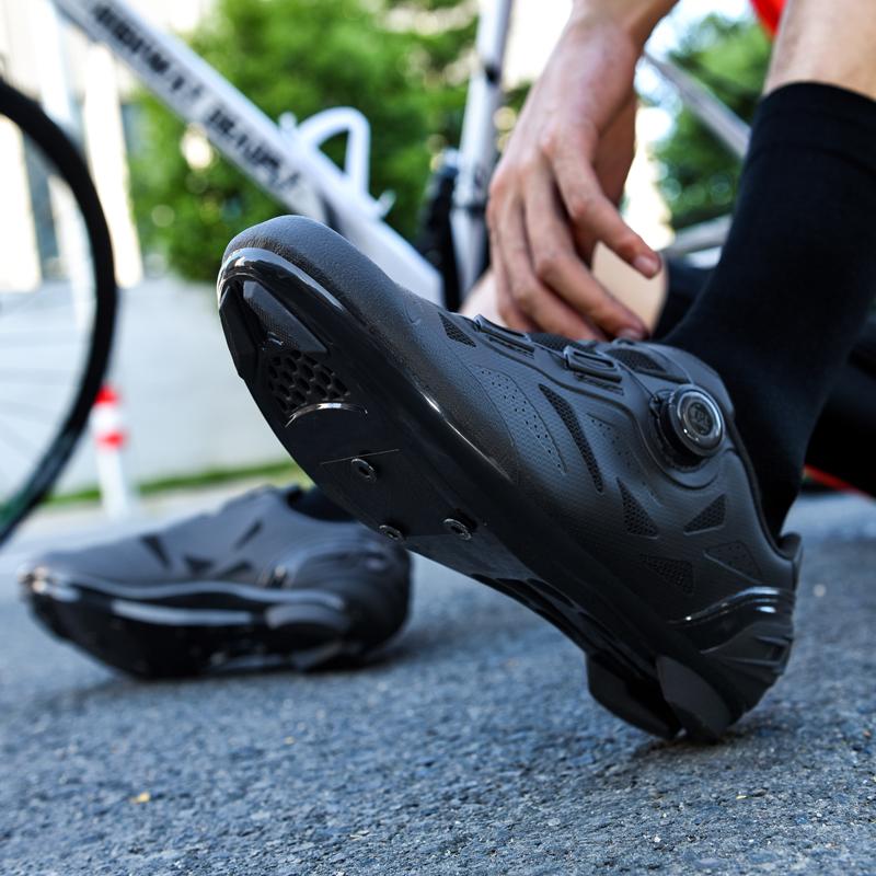 MTB Cycling Sneakers Men Women Breathable Knit Self-Locking Road Bicycle Shoes For Exercise Bikes SPD Cleats Clip Cycle Trainers