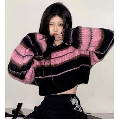 Y2K koreański styl różowy krótki sweter damski sweter w paski Vintage kobieta jesień z długim rękawem swetry z wycięciem pod szyją topy