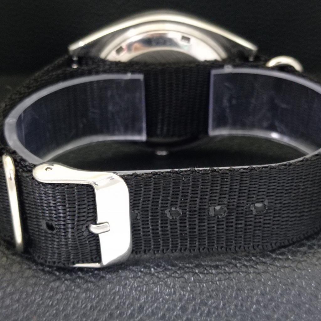 JAPAN VINTAGE CITIZEN AUTOMATIC 8200 MENS BLACK COLOR DIAL WATCH a702778-1 R210-a702778