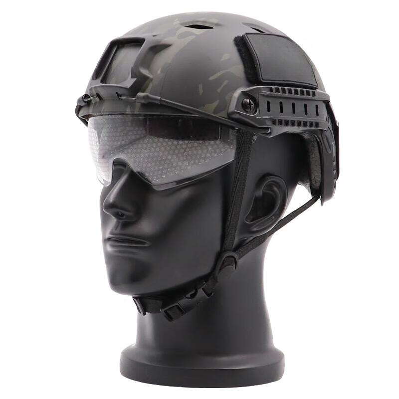 Tactical Camouflage Helmet with Goggles