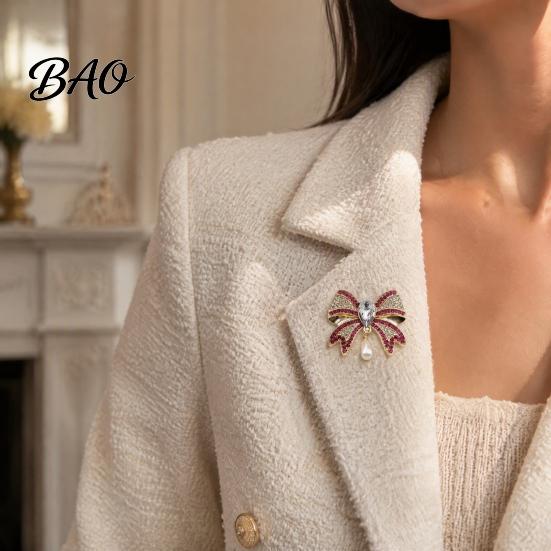 Wedding Party Brooch Retro Rhinestone Bow Brooch, Bowknot Pin with Waterdrop Faux Pearl, Dainty Women Jewelry Accessories for Daily Wear Vintage Style
