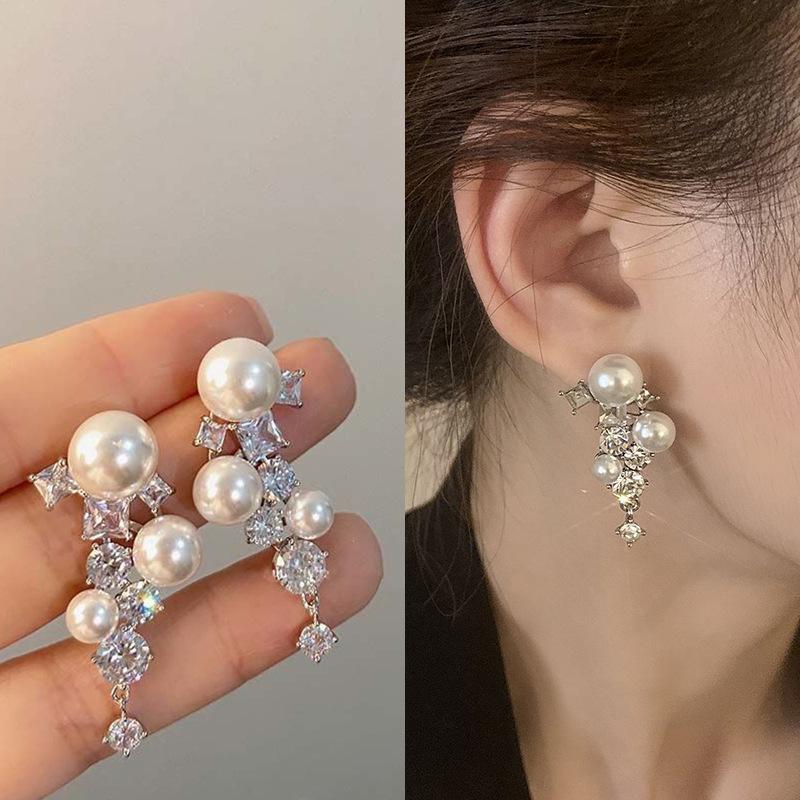 Elegant Lady's Pearl Pendant Earrings Korean Fashion Jewelry Party Student Girl's Simple Accessories Wedding Earrings For Woman