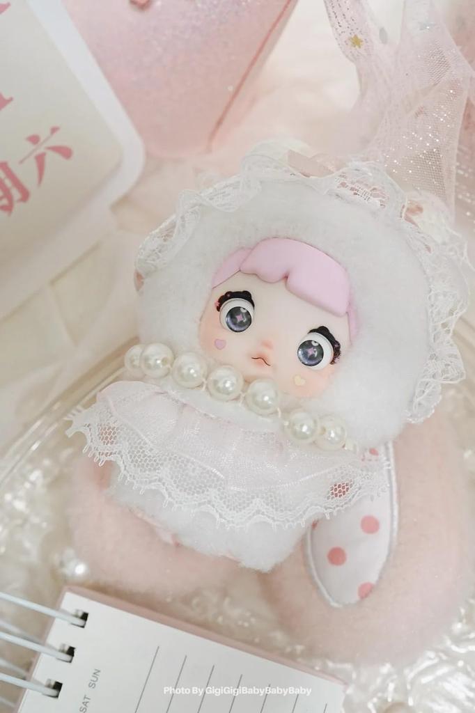 [TRRCEPOS] Nommi Sweetheart Bunny Blind Box (1 stk), Lovebu Plysjleke, Autentisk  Myk Kaninøre Nøkkelring & Blind Box  8 Typer + 2 Tilfeldige Hemmelige