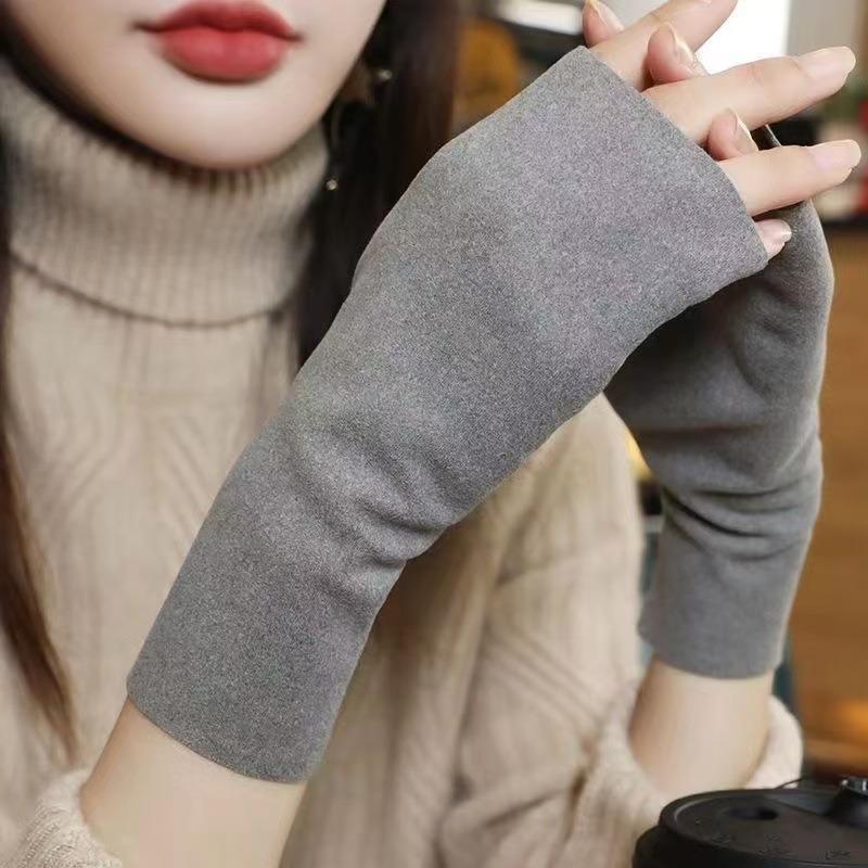 Autumn and Winter Warm Writing German Velvet Self-heating Fashion Autumn and Winter Half-finger Gloves Student Version Gloves Warm and Cold-proof