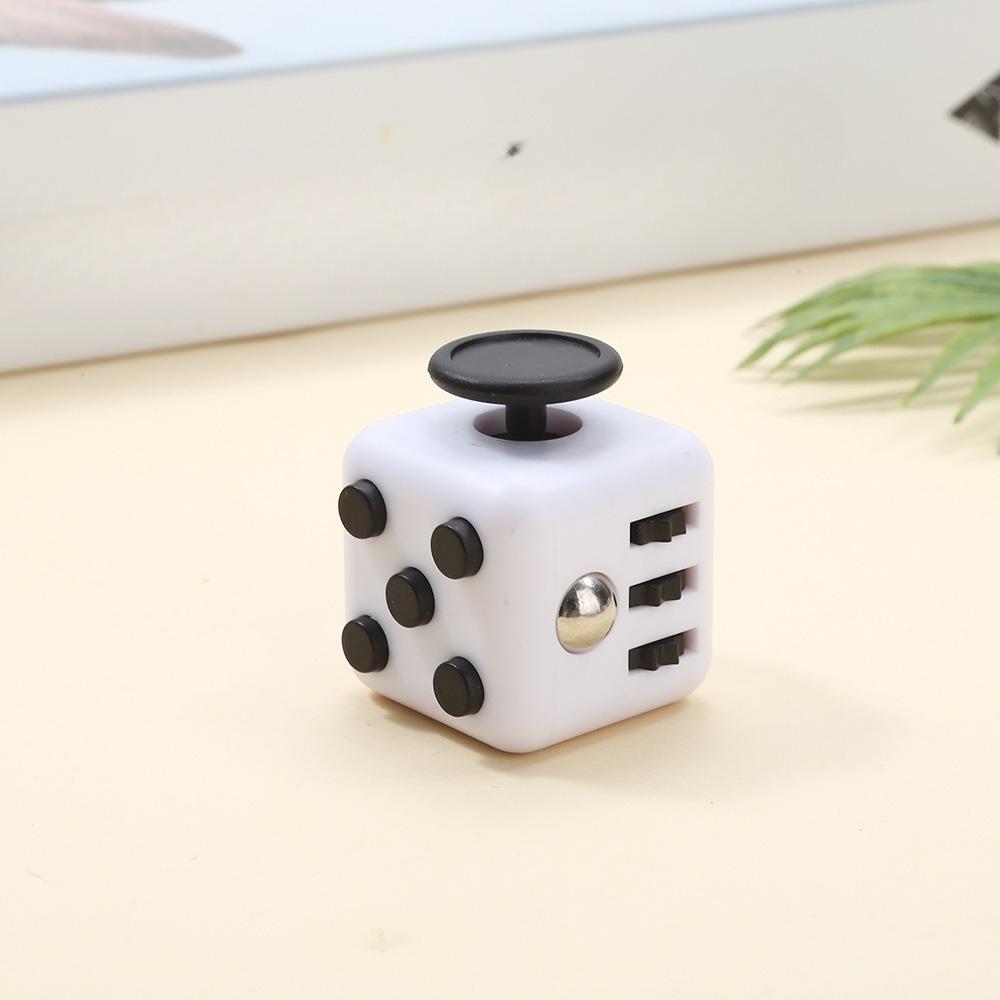 

Кубик 6/12 сторон Игрушка для снятия стресса Радужный Аутизм СДВГ ОКР Тревожность Сенсорные игрушки Настольная игрушка для детей и взрослых белый