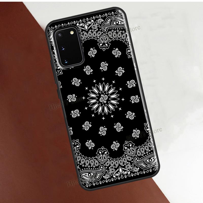 Black Bandana Paisley Phone Case For Samsung Galaxy S21 Ultra S22 S20 FE S8 S9 S10 Plus Note 10 Note 20 Cover