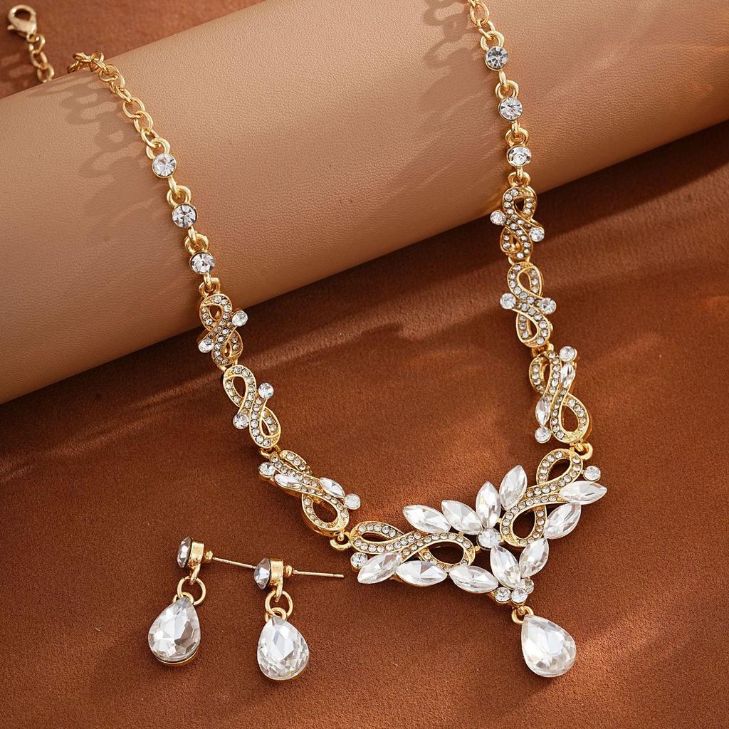 Luxusní svatební sada šperků s křišťálovými kamínky: Elegantní svatební náhrdelník a náušnice