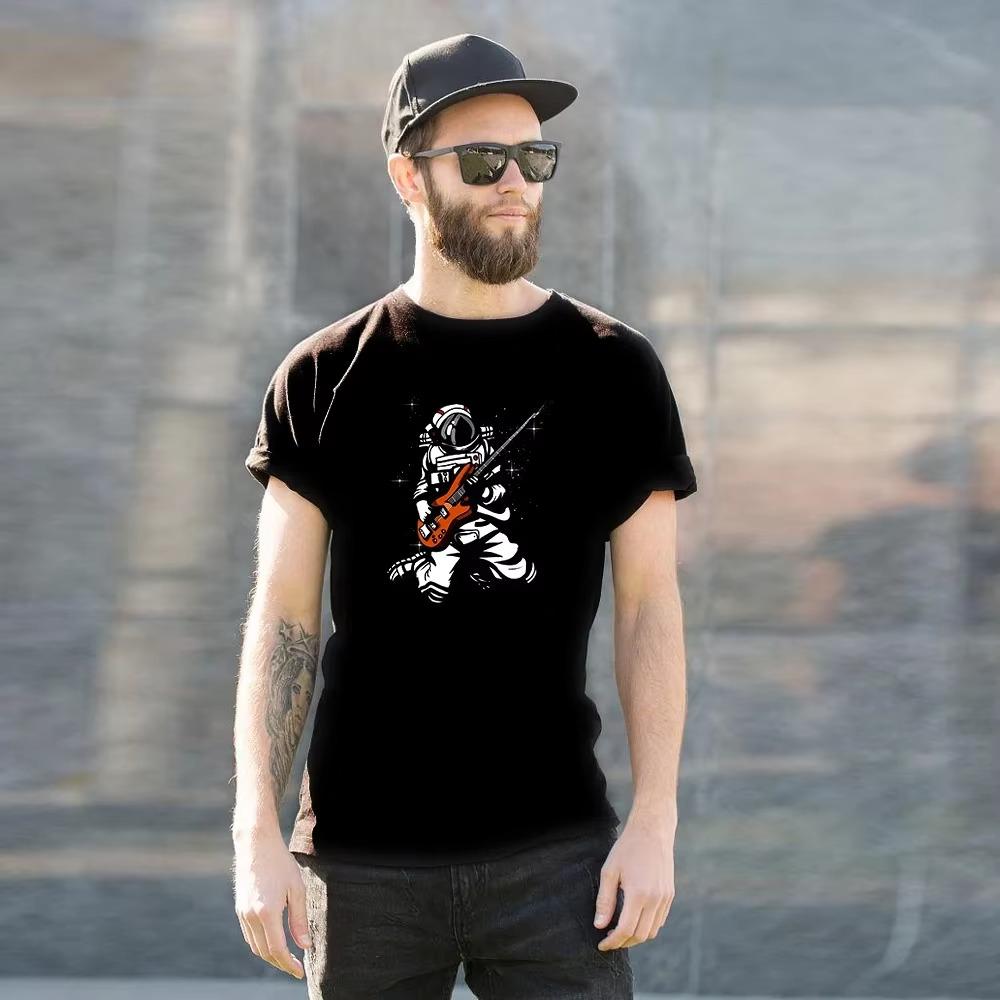 Moon Astronaut T-Shirt Men Women Plus Size Fashion O-Neck Casual Streetwear Breathable Oversized Printed Loose Unisex Tees
