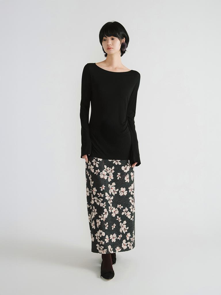 Average Attitude Floral Long Skirt _Ink Black