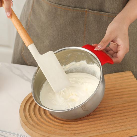 Stainless Steel Mixing Bowl with Handle And Pour Spout Metal Nesting Bowl with Non-Slip Bottoms for Kitchen Mix Cook Bake Prep