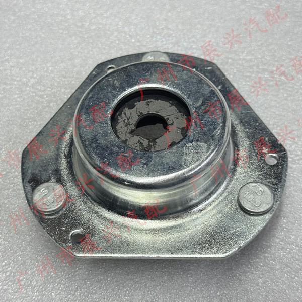 D651-34-380: Mazda 2 Передняя стойка амортизатора Резиновая подушка опоры и подшипник Mazda