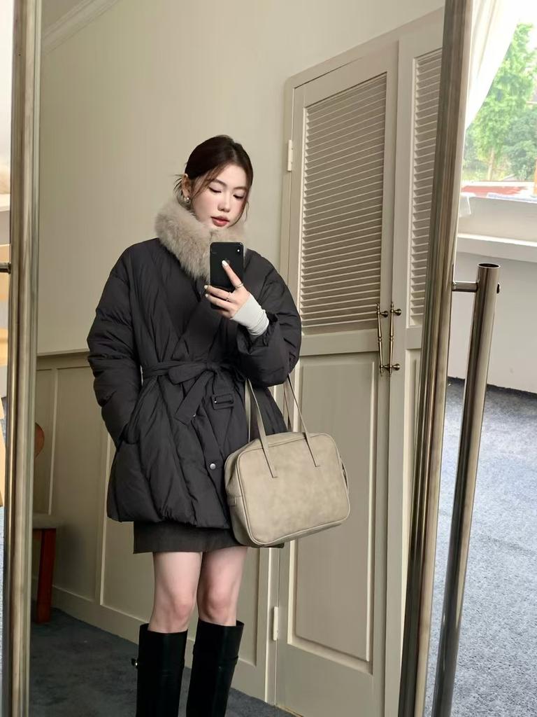 Scarf, fur collar, down jacket, women's high-end feeling, waist lace-up temperament, beautiful white duck down warm jacket