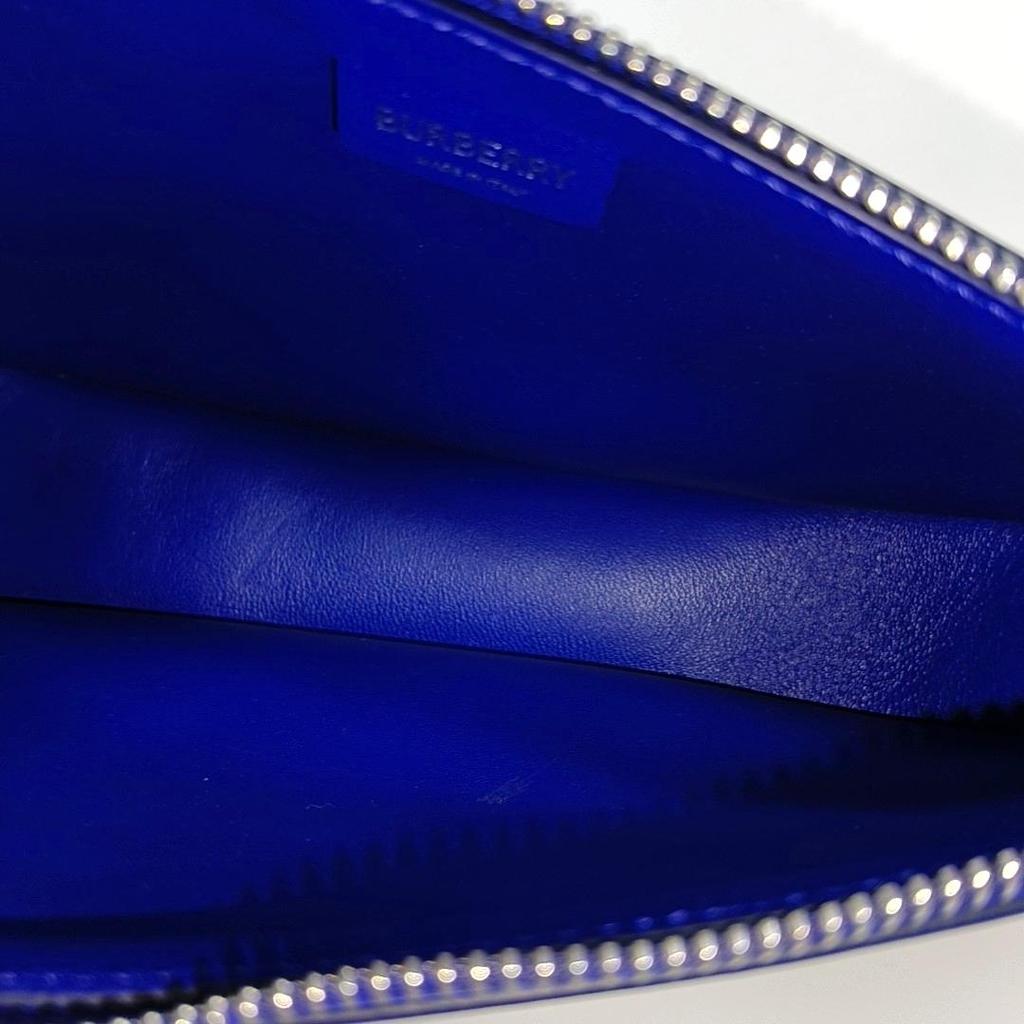 [Pre-Owned] Adjustable Leather Strap Zipper Closure Lambskin Crossbody Shoulder Bag - Excellent #17FJWHM
