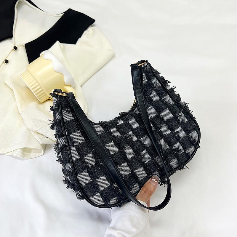 Versatile Deep Blue Canvas Crescent Bag Chic Single Strap Everyday Shoulder Bag чёрный