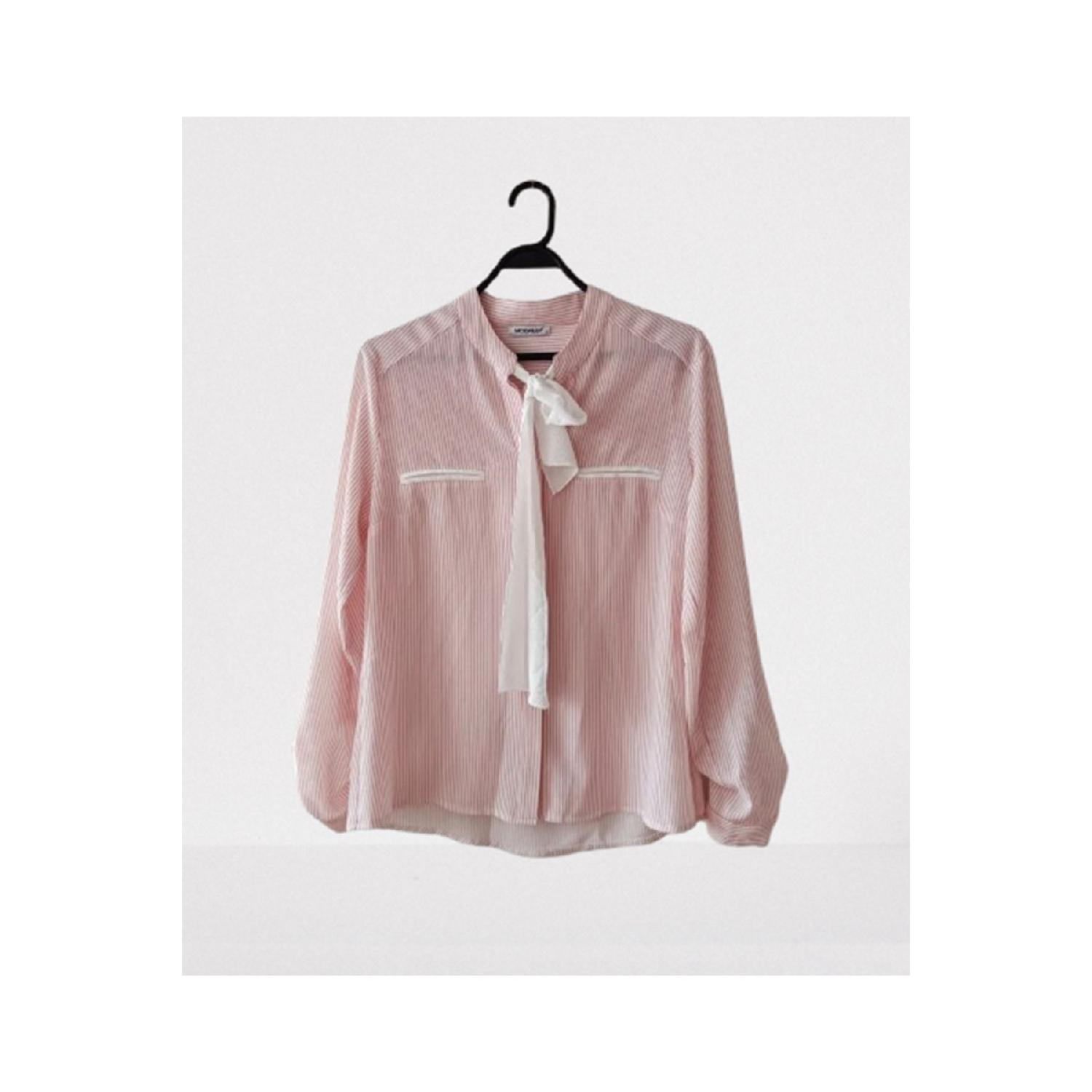 

White Shirt With Pink Stripes And Tie Collar S/M белый