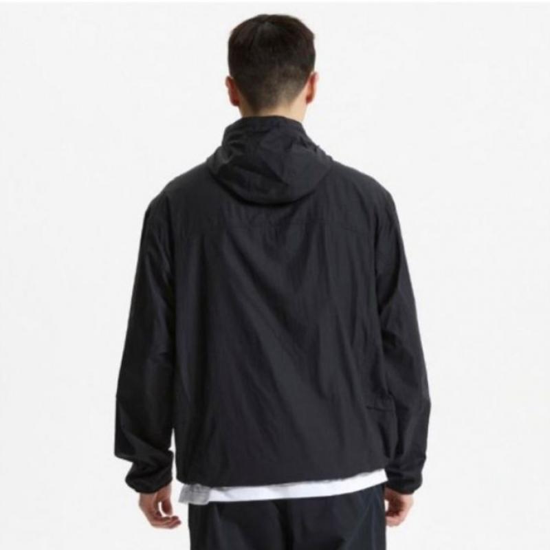 New Balance Uni Lightweight Windbreaker Nbnagco203 19