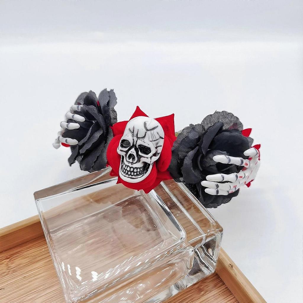 Spooky Skull Headband for Kids Halloween Flower Theme Parties Dark Skeleton Headband with Colorful Rose Garland  Black